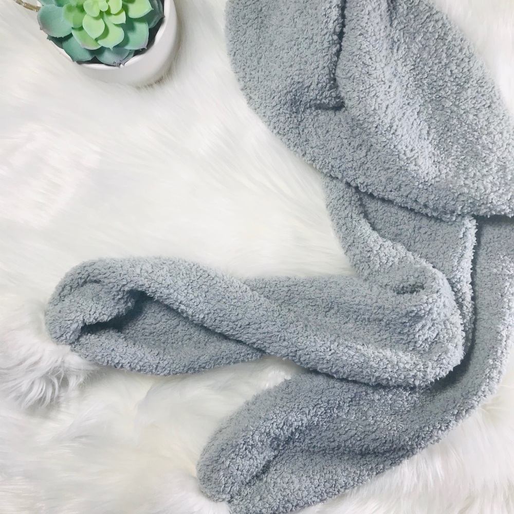 Soft & Cozy Hollister Scarf With White Pom Poms
